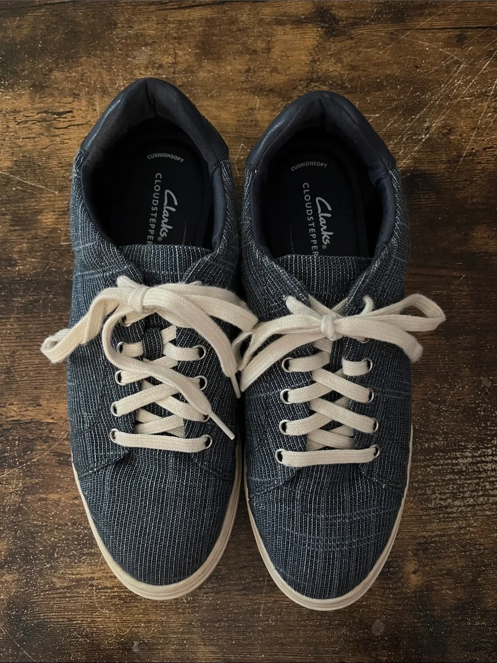 Clarks Women’s Audreigh Sun Navy Textile Casual Lace-Up Sneakers